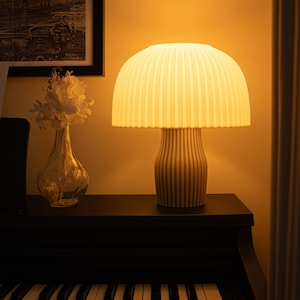 Eloa Table Lamp – Modern Design, Minimal Form, Warm and Soft Lighting