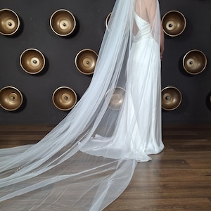Long pearl veil in cathedral veil Pearl veil cathedral ivory beaded veil Wedding veil cathedral wedding veil Bridal veil on comb veil ivory