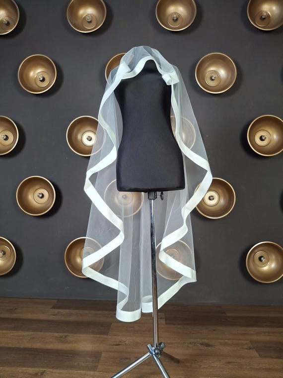 Ribbon Edge Knee Length Veil Narrow Ribbon Edge Illusion 2 Tier Waltz Knee Length Veil  main image 2