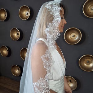 Mantilla veil lace trim veil Lace veil in chantilly lace veil Wedding veil with lace cathedral veil Spanish veil ivory