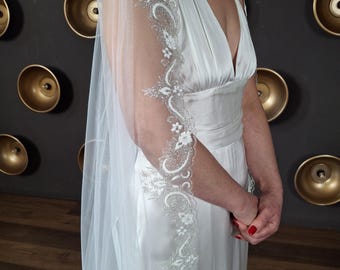 Lace veil with lace trim veil Floor length veil in chantilly lace veil  Mantilla veil ivory Lace cathedral veil Wedding veil sparkling lace