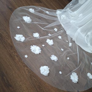 Two-tier floral veil 3D wedding veil blush veil with flower bridal veil Chapel veil Blush custom ivory veil 3d flower veil fingertip veil
