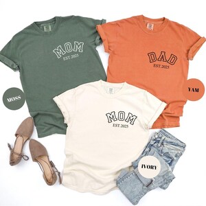 Custom Pocket Family Mom and Dad Comfort Colors® T-shirt, Personalized Mama Dad Shirt, Pregnancy Announcement, Matching Parents Outfit Gifts