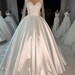 White Elegant Wedding Dress With Beads Flowers Satin Wedding Gowns