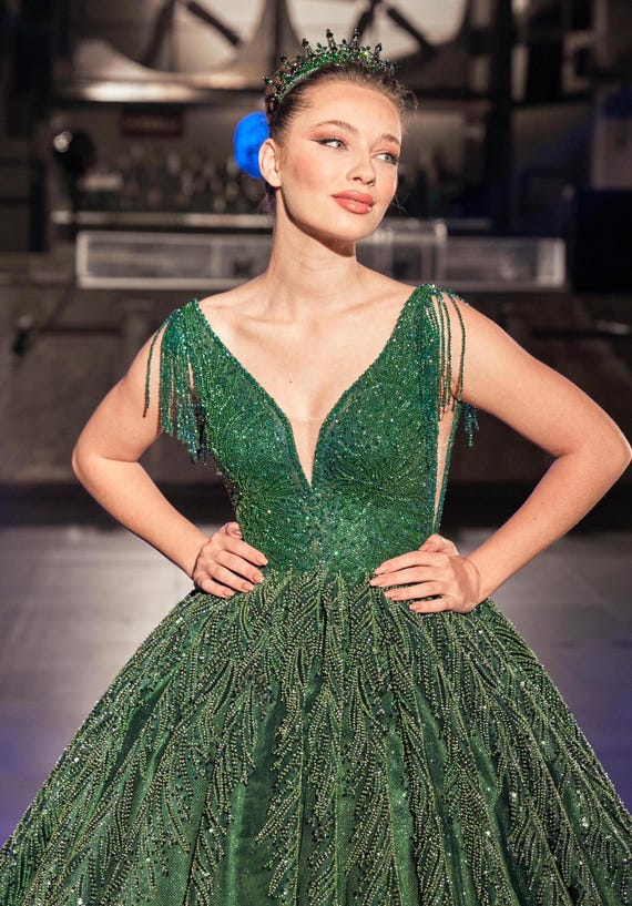 Elegant Glitter Green Ball Gown, Luxurious Dark Green Maxi Dress, Evening Gown, Coctail Dress, Fantasy Dress, Green Prom, Henna Night Dress - Etsy UK Elegant Glitter Green Ball Gown, Luxurious Dark Green Maxi Dress, Evening Gown, Coctail Dress, Fantasy Dress, Green Prom, Henna Night Dress - Etsy UK