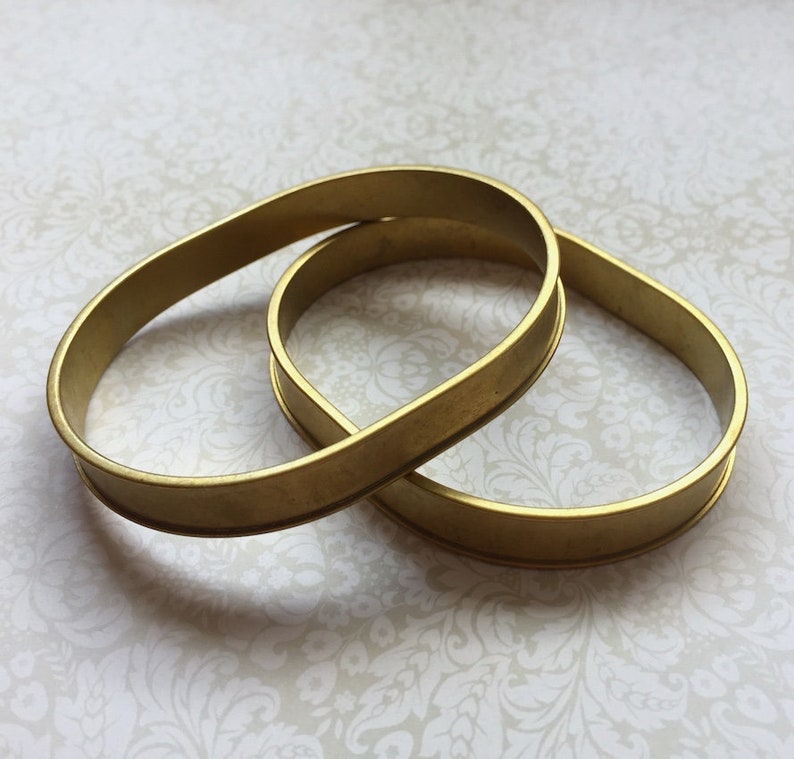 pack of 2 bangle bracelet brass OVAL channel bracelet 67mm