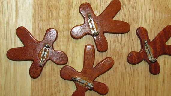 Folk Art Carved Wood 4 GINGERBREAD PINS - image 2