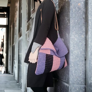 Crochet summer bag, colorful bags, handmade bags, shoulder bags, cruelty free bags, sustainable fashion.