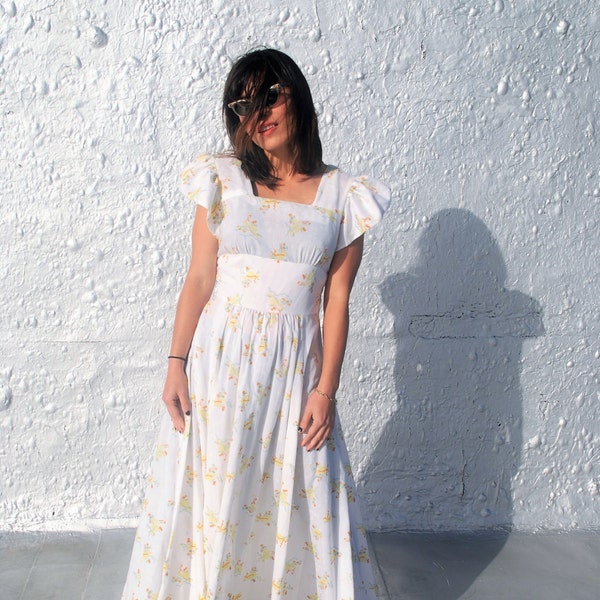 Vintage 1970s White Novelty Print Summer Gunne Sax Style Maxi Dress M/L