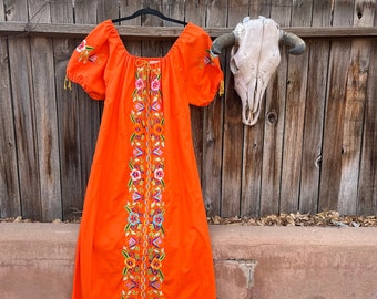 60 Vintage Orange Embroidered Maxi Dress Kaftan Mexican Style M/L/XL