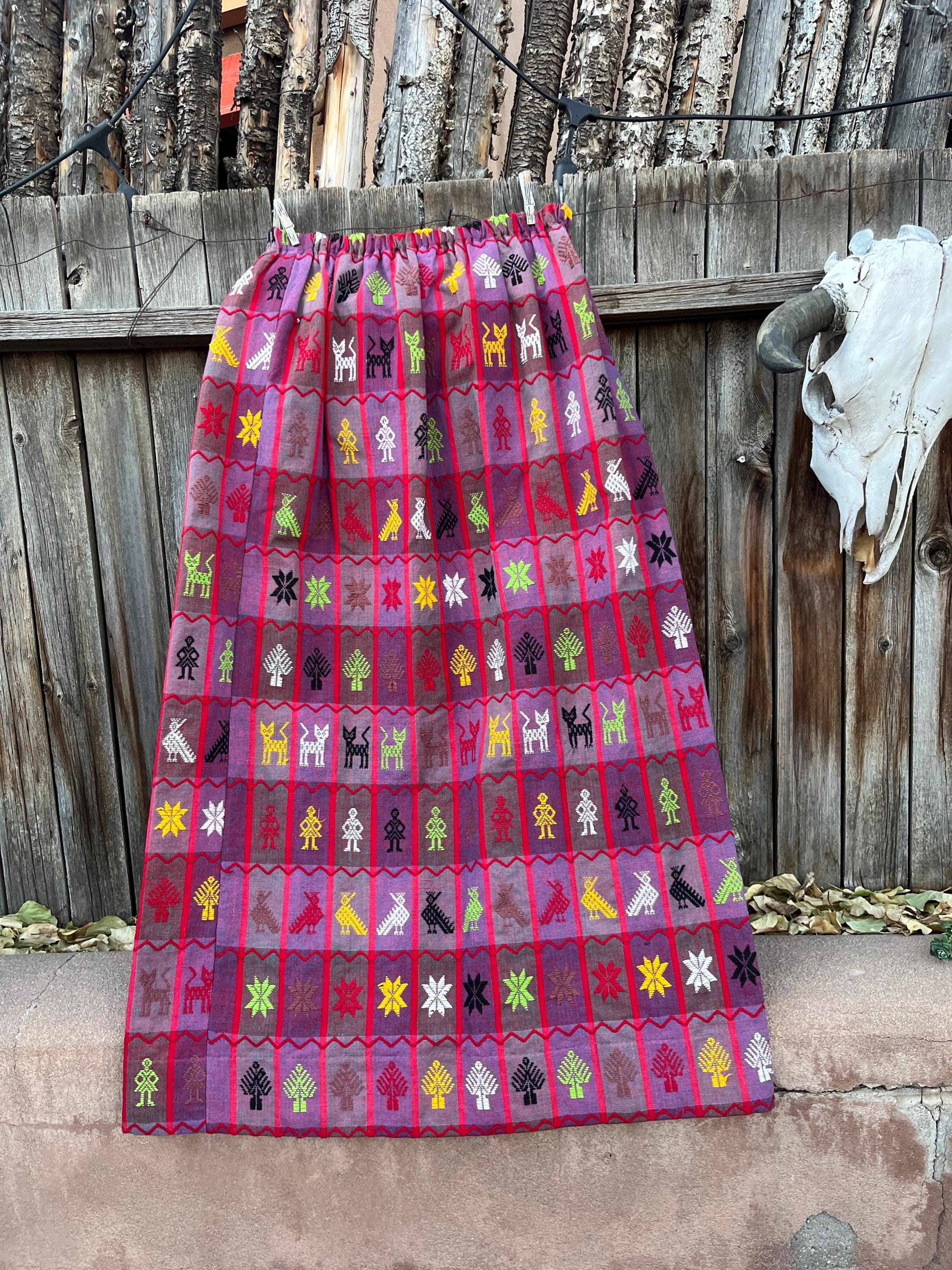 70s Vintage Embroidered Maxi Skirt – Guatemalan Cat Print, L/XL - Etsy
