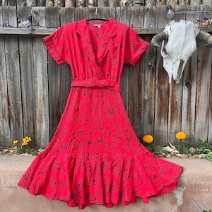 retro 1980 dress 1980s Fashion: Styles, Trends & History