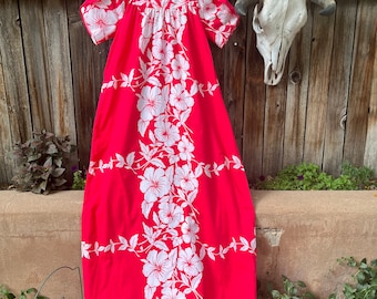 Hilo Hattie Vintage Pink Maxi Dress Hawaiian Tropical Print
