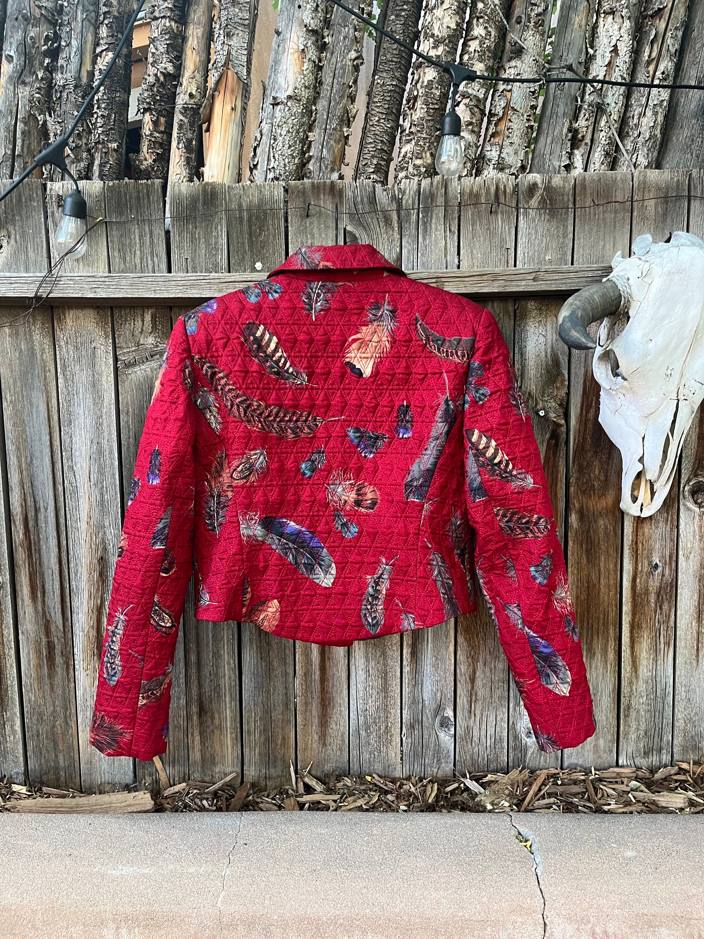 ジャケット・アウター Ameri Vintage UND FEATHER LIKE BOLERO 80s Vintage Silk Feather Bolero Jacket – Novelty Print, Unisex M/L