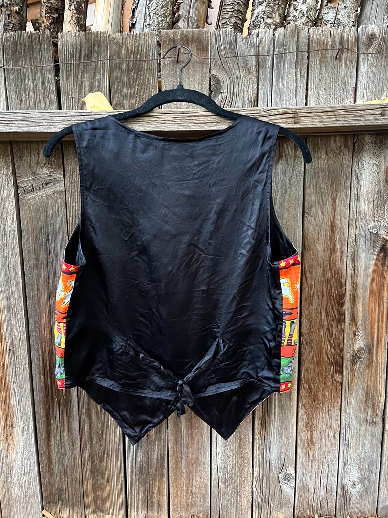 90s Vintage Halloween Vest | Spooky Novelty Print by Basic Editions S/M