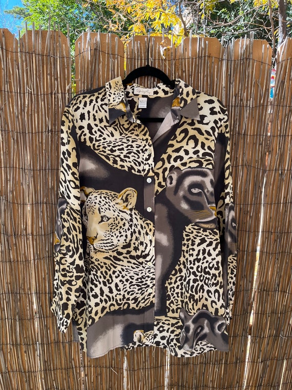 Spiegel Vintage 1980s Leopard and Panther Button D