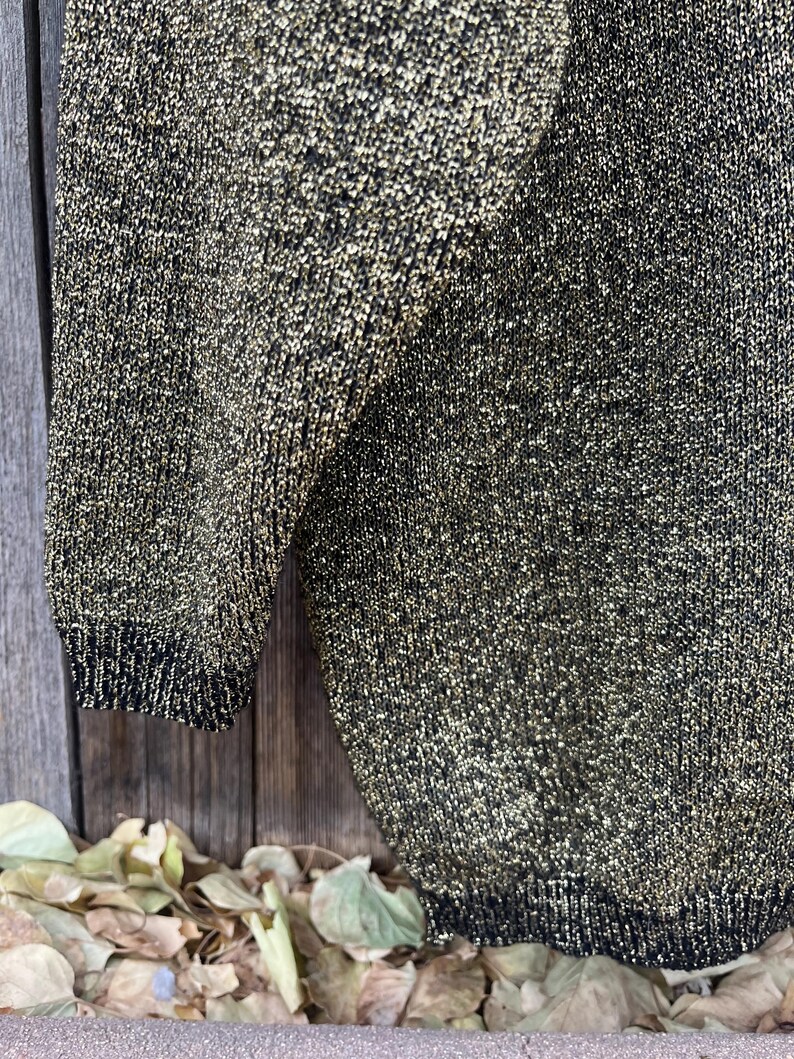 80s Vintage Gold Metallic Sweater – Oversized Parkway Knits Winter Fashion