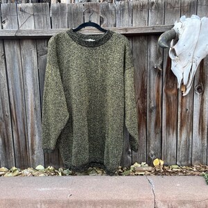 80s Vintage Gold Metallic Sweater – Oversized Parkway Knits Winter Fashion