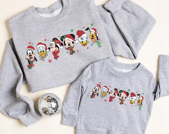 Sweat de Noël Mickey et ses amis, chemise de Noël Disney, chemise de Noël pour les fêtes de famille Disneyland, Noël en famille assorti