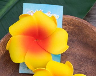 Gelbe Plumeria Haarspange, 3 Zoll Schaum Blume, Floral Haarspangen, Strand Hochzeit Zubehör, Geschenk für Brautjungfern