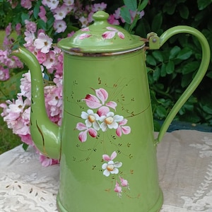 enameled coffee pot