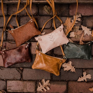 Petit sac à main en cuir fait main pour femme - Disponible en brun noir et dans plus de 40 autres options de cuir, y compris le daim