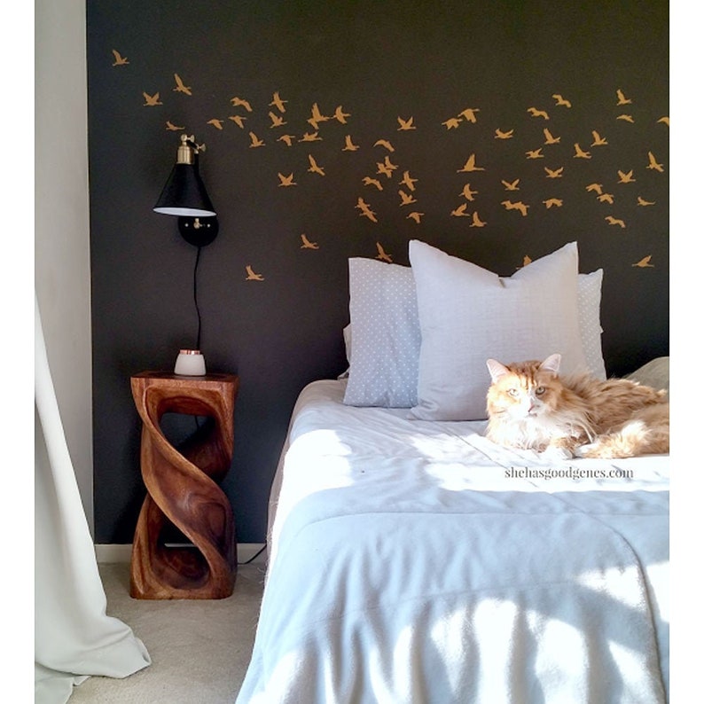 Flock Of Cranes Wall Stencil - LARGE WALL STENCIL – Bird Wall Stencil - Easy to Use Wall Stencil for a Quick Room Update - Stencil for Walls imagen 2