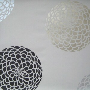 Flower Stencil Zinnia Grande size Med Reusable wall stencils better than wall decals image 3