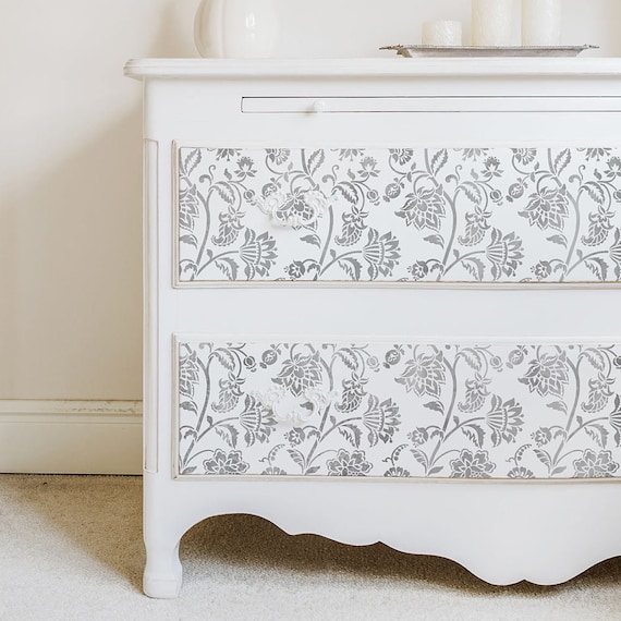 洋書「SIMPLE PAINTED FURNITURE 」 hqdefault.jpg