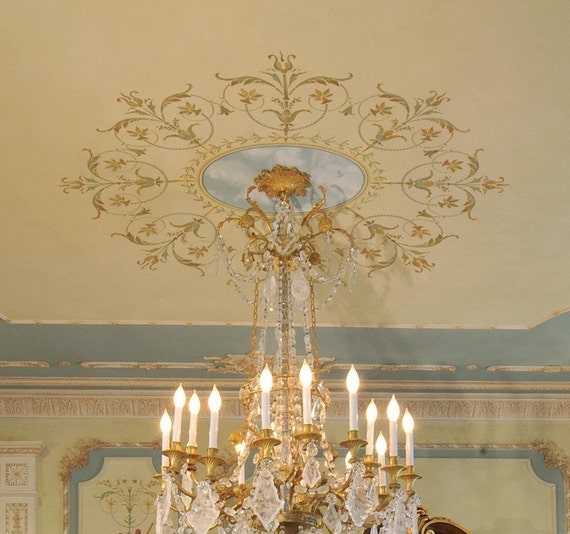 Decorative Stencil Marie-Antoinette Ceiling Medallion - Classic French Decor