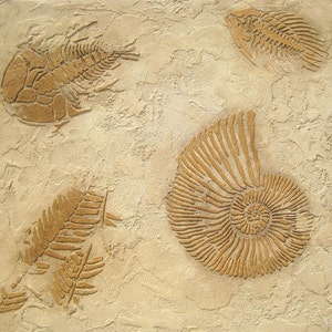 Steinstiftung-prähistorische Fern-erhöhter Plaster-Schablonen Bild 2