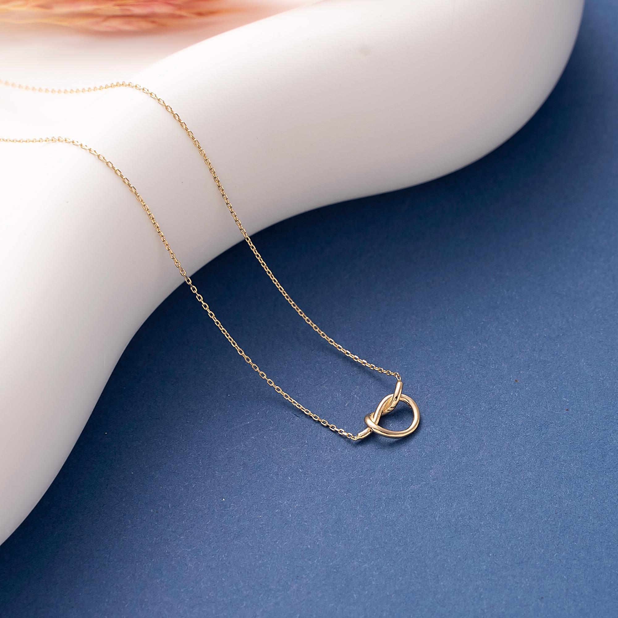 14k Gold Love Knot Necklace - Etsy