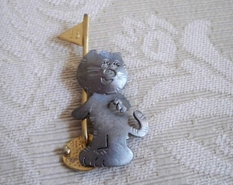 Vintage Jewelry Brooch Ultra Craft Golfing Cat Mixed Metals Pewter / Gold Tone Pin
