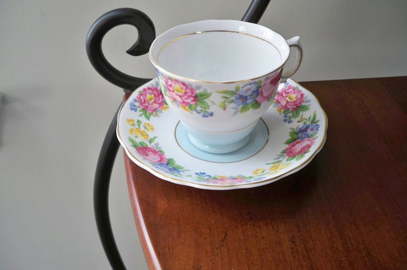Vintage Home Dining Bone China Colclough Floral Teacup and Saucer Made in England