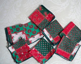 Vintage Christmas Linens 8 Cocktail / Wine Napkins Holiday Quilt Design