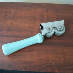 Vintage Kitchen Utensil Tool ACE Stainless Knife Sharpener Painted Aqua Wood Handle Circa 1940