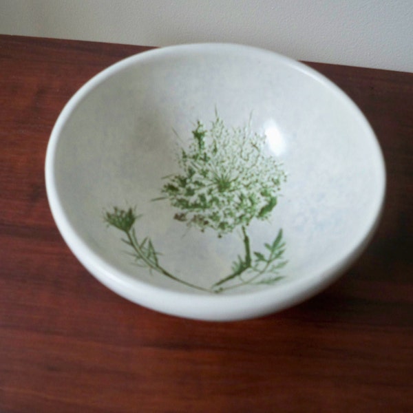 Vintage Salt Marsh Pottery Bowl "Queen Anne's Lace" Dartmouth MA Made in USA