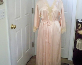 Vintage Lingerie Jones New York Long Peignoir Set Size S & M Nightgown Robe Trousseau