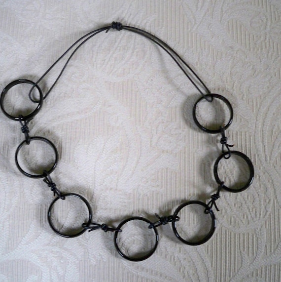 Vintage Women's Jewelry Black Metal Ring Necklace