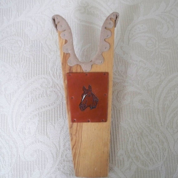 Vintage Shoe Accessory Wood Horse Head Bootjack - image 6