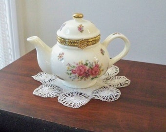 Vintage Jewelry/ Trinket Storage Teapot Ceramic Hinged Ring Box