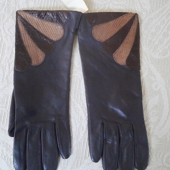 Vintage Accessory 1960's Brown Leather Gloves NOS… - image 2