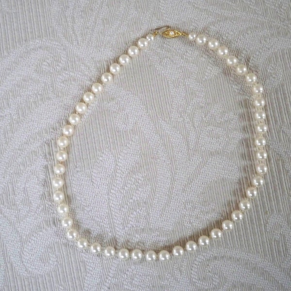 Vintage Jewelry Necklace Faux Pearl Classic Choker Necklace