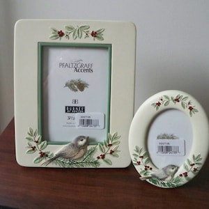 Vintage Home Pfaltzgraff Frame Set &quot;Winterwood&quot; Bird Decor Two Frames NOS 2000