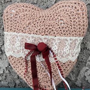 Handmade Ring Bearer Pillow: Lace Ring Cushion