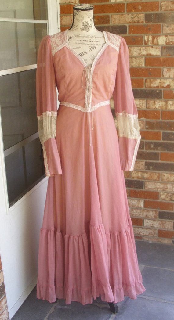 Gunne Sax Dress Black Label in Dusty Rose and Cre… - image 3