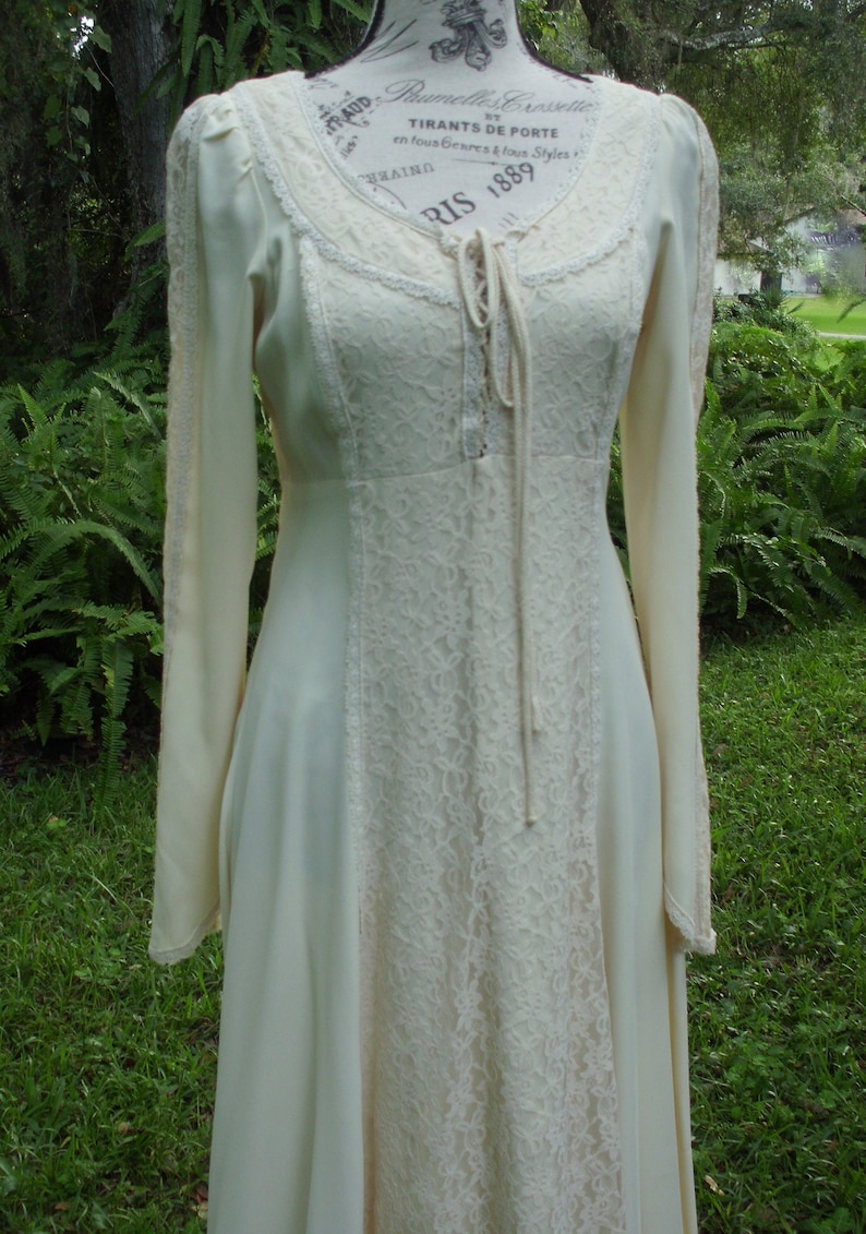 Gunne Sax Black Label Dress Ren Style in Cream With Tie Corset | Etsy