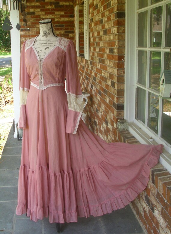 Gunne Sax Dress Black Label in Dusty Rose and Cre… - image 7