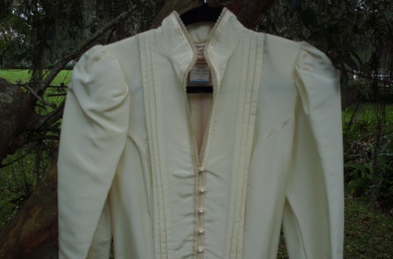 Gunne Sax Dress  Cream Taffeta Beading and Lace S… - image 3