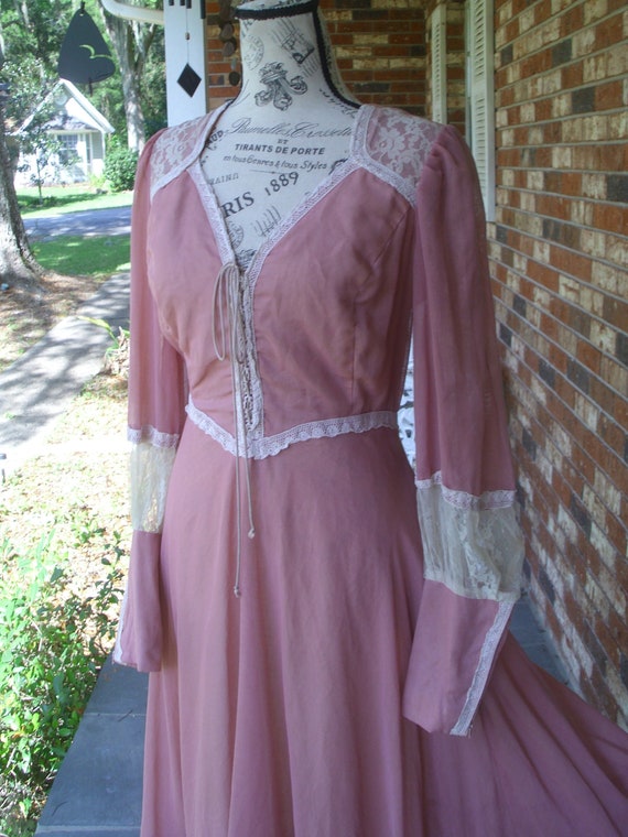 Gunne Sax Dress Black Label in Dusty Rose and Cre… - image 6